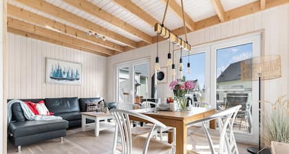 Huus Yvonne - Infrarot-Sauna, Terrasse, Strandkorb, Dusche, Badewanne, Kamin