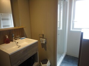 Hair dryer