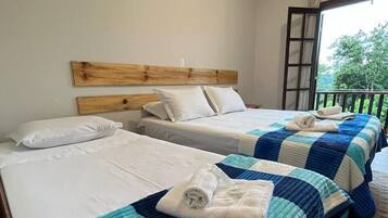 SUITE SUPERIOR TRIPLA COM SACADA E VISTA