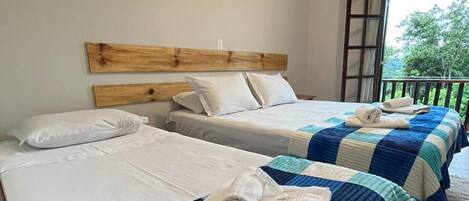 SUITE SUPERIOR TRIPLA COM SACADA E VISTA