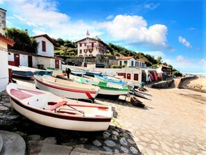 Vlak bij het strand