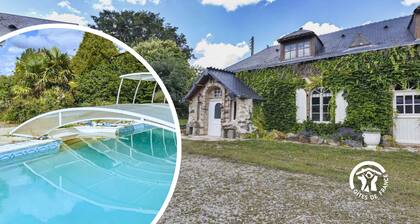 Charming Country Retreat: Sleeps 11, Indoor Pool, Pet-Friendly, Near Château-Gontier