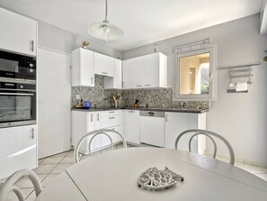 Microwave, oven, dishwasher