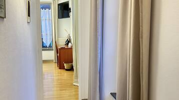 Kamar Double Standar, ensuite (Chambre 4) | Wi-Fi gratis dan seprai linen