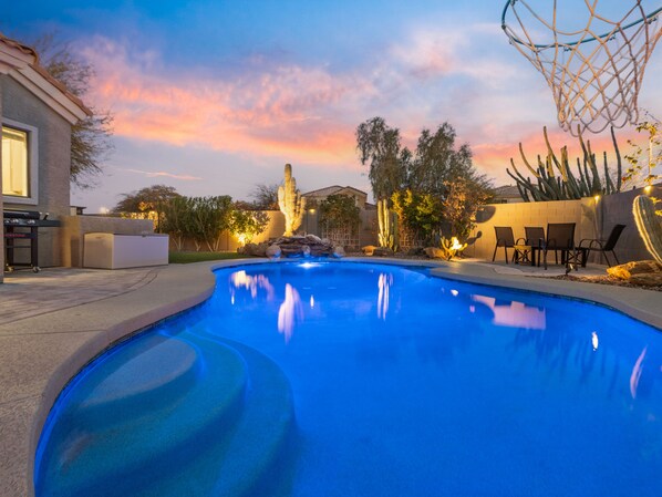 A heated pool - 3BD - Heated Pool - Pet friendly - N. Scottsdale (Cave Creek)