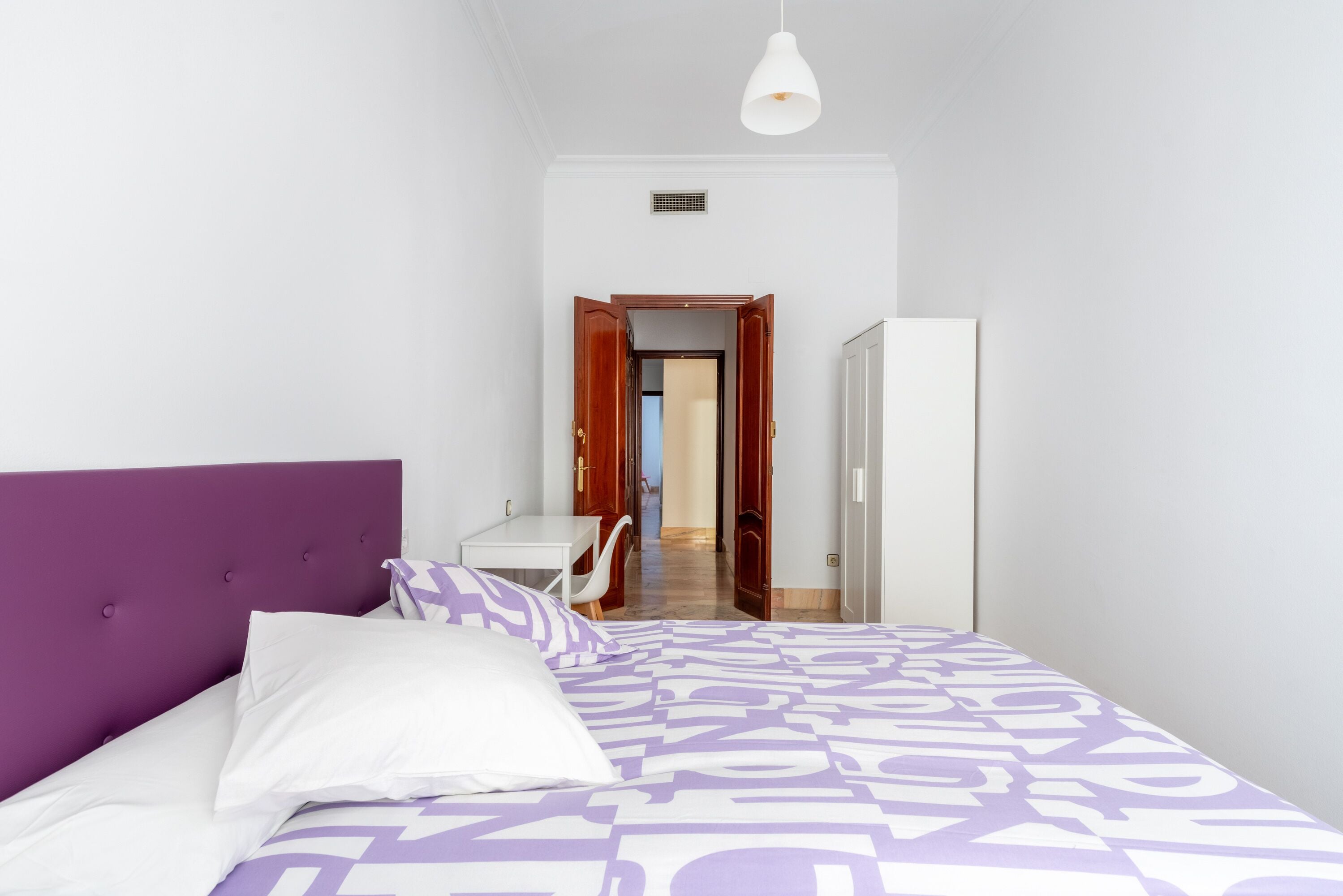 Photo - Banana Gay House - Only Men