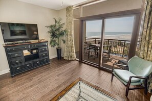 TV - 9th Floor Tranquility: Spacious One-Bedroom Condo (North Myrtle Beach)