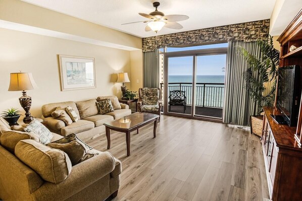 TV - Coastal Comfort Redefined: 3 Bedroom Condo (North Myrtle Beach)