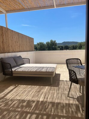 La Lamia | Down comforters, memory foam beds, in-room safe, blackout drapes - Masseria San Lorenzo Resort  (Fasano)