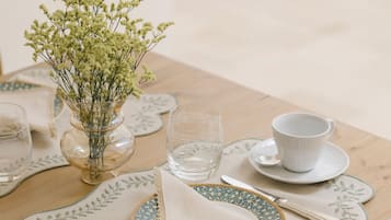Desayuno bufé gratuito y diario