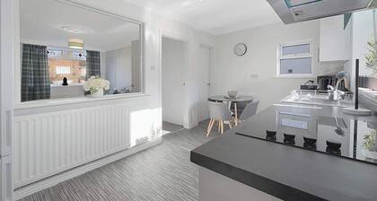 Stylish home, Near Durham Heritage Coast, Sleeps 5