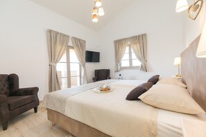 3 chambres, fer et planche à repasser, Wi-Fi gratuit, draps fournis