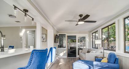 Serene St Petersburg Home w/ Private Hot Tub