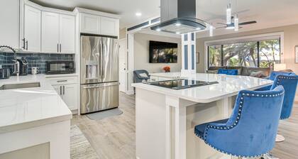 Serene St Petersburg Home w/ Private Hot Tub