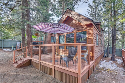 Peaceful Lake Almanor Hideaway, Fish, Hunt + Hike!