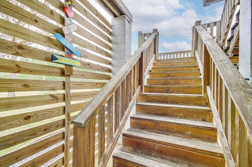 Waterfront Bay St Louis Home w/ Private Dock!