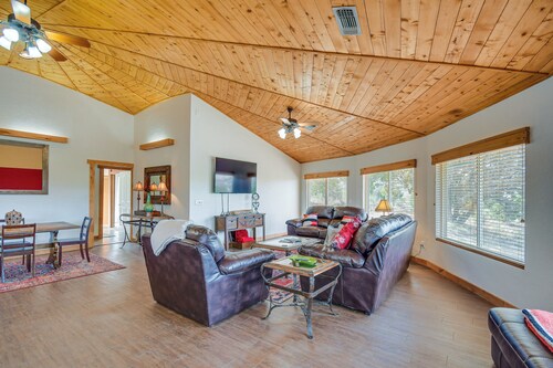 Private Yard & Fishing Dock: Canyon Rim Retreat