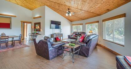 Private Yard & Fishing Dock: Canyon Rim Retreat