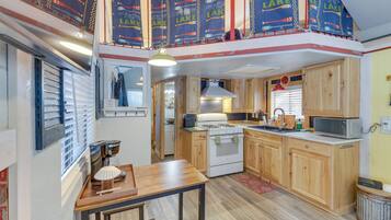 Rumah (1 Bedroom) | Interior