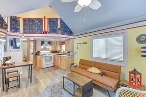 House (1 Bedroom) | Interior