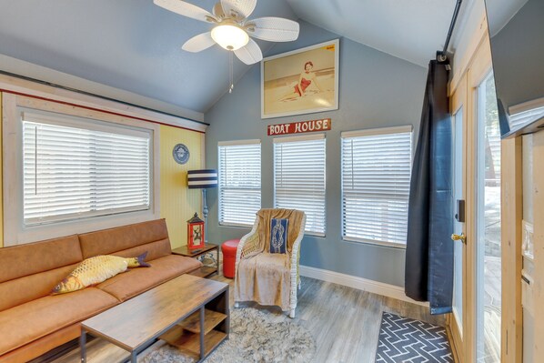 House (1 Bedroom) | Interior