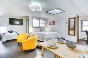 Apartment (0 Bedroom) | Interior