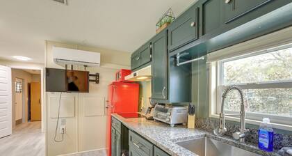 Morriston Getaway w/ Patio - Near Hits Farm!