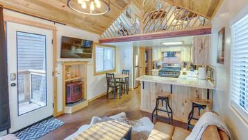 House (1 Bedroom) | Front of property