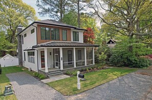 Exterior - Stunning contemporary home with a private pool and walking distance to the beach (Rehoboth Beach)