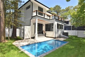 Pool - Stunning contemporary home with a private pool and walking distance to the beach (Rehoboth Beach)