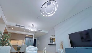 Apartment (2 Bedrooms) | Living room - Burj Crown Luxury 2bedroom Balcony (Dubai)