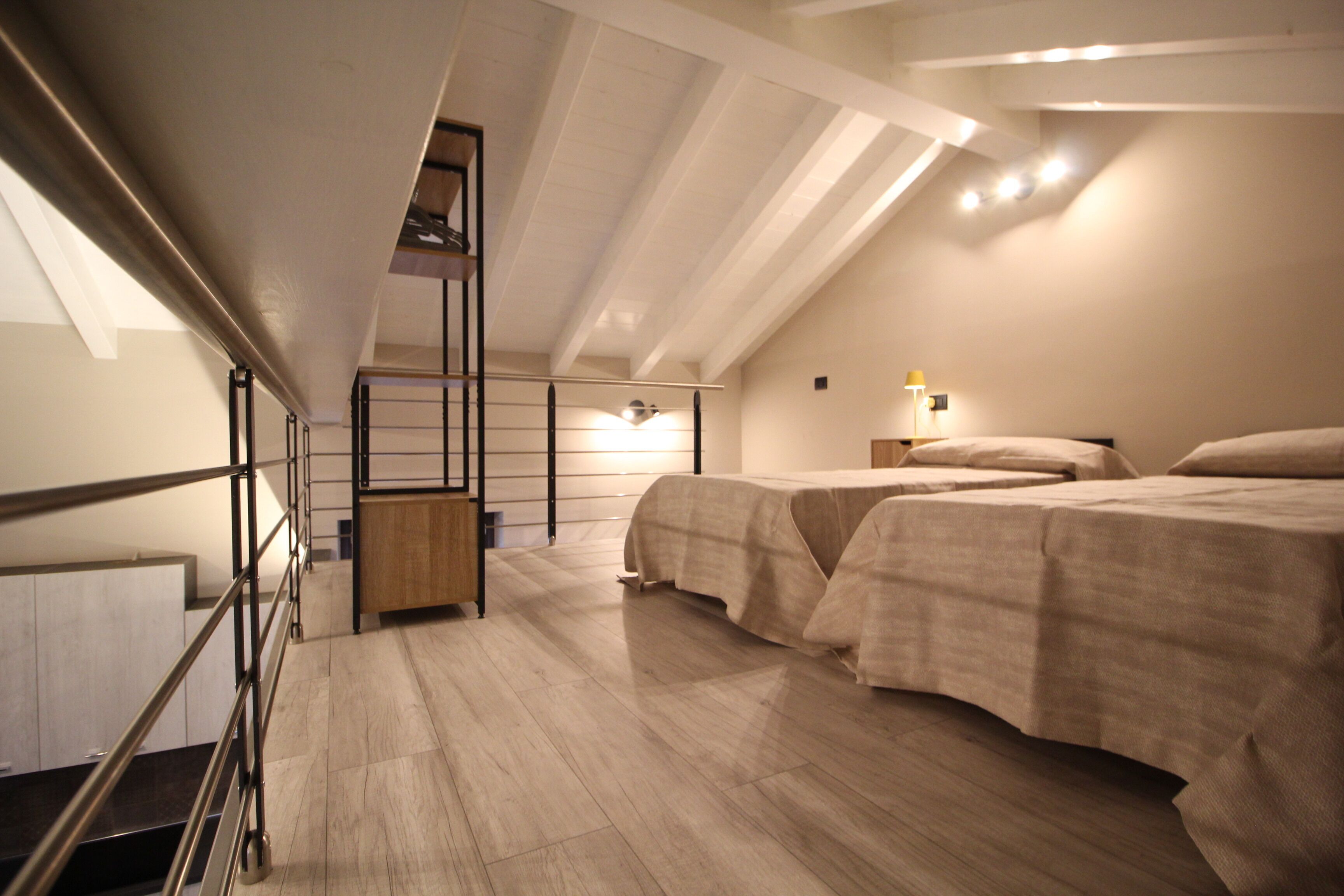 2 bedrooms, in-room safe, iron/ironing board, free WiFi