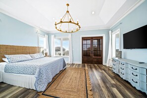 5 quartos, Wi-Fi de cortesia, roupa de cama