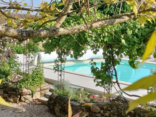 Beautiful gite and pool in Périgord Naturel Parc