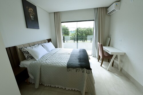 Apart Hotel Neri