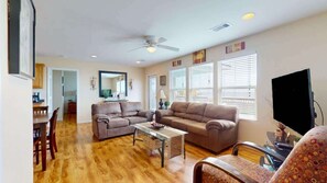 Téléviseur, bureau