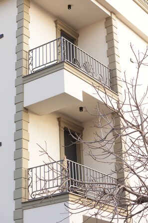 Balcony - Residence Inn Hotel (Tirana)