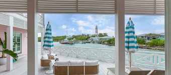 Welcome to Flamingo Villa: Your Luxurious Retreat on Hope Town Harbourfront