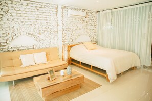 3 sovrum, sängtillbehör av högsta kvalitet och duntäcken