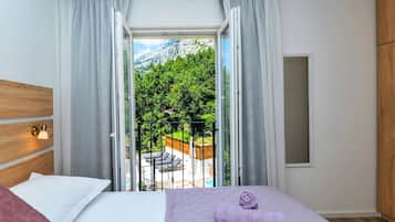 3 Schlafzimmer, Zimmersafe, BĂŒgeleisen/BĂŒgelbrett, Reisekinderbett