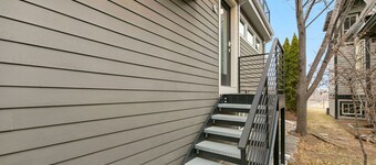 Luxury Living – Walk to Poudre Trail and Old Town!