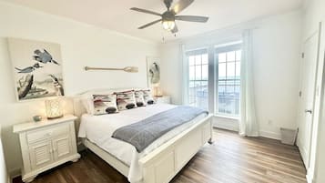 4 bedrooms, iron/ironing board, free WiFi, bed sheets