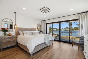 5 Schlafzimmer, Bügeleisen/Bügelbrett, kostenloses WLAN, Bettwäsche