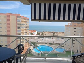 Outdoor dining - Mar Azul esc.II 6º pta.16 Only Families (Playa Xeraco)