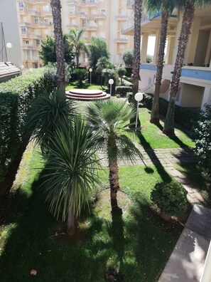 Property grounds - Mar Azul esc.II 6º pta.16 Only Families (Playa Xeraco)