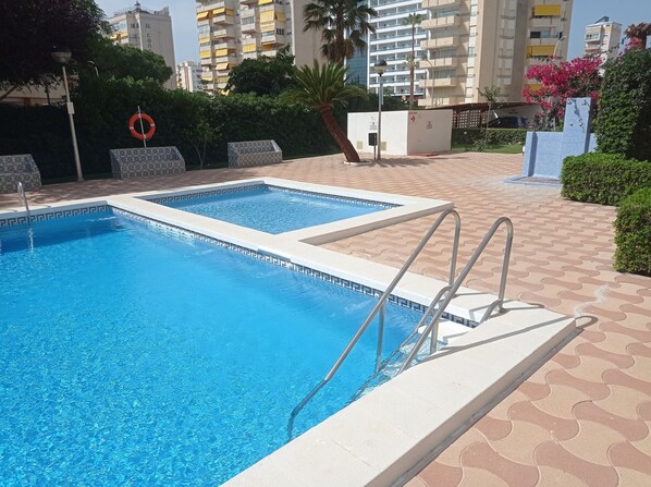 Pool - Tahiti I esc.I 5ºB Solo Familias! (Playa de Gandía)