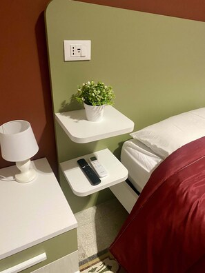 Kamar Double Klasik | Tirai kedap cahaya dan Wi-Fi gratis