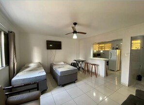 1 bedroom - Condominio Edificio Carlos Rohm (Praia Grande)
