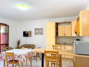 Dining - Viola House (Villasimius)