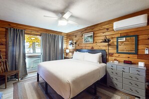 2 bedrooms, iron/ironing board, Internet, bed sheets